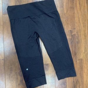 Lululemon running crop leggings, size 10